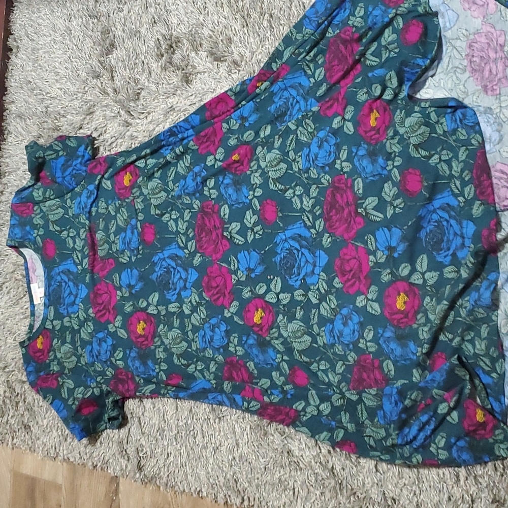 Lularoe Carly